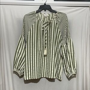 Boutique Chic Striped Blouse in Olive and White! Cute with Jeans!